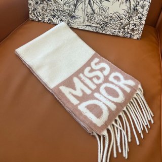 可愛いディオール Miss Graffiti マフラー パチモン dew85162 可愛いディオール Miss Graffiti マフラー パチモン dew85162