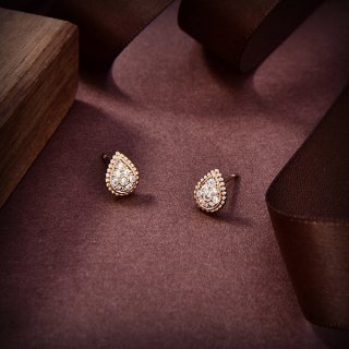 ブシュロン 本物 セルパンボエム スタッズイヤリング エクストラスモール JCO00942 ブシュロン 本物 セルパンボエム スタッズイヤリング エクストラスモール JCO00942