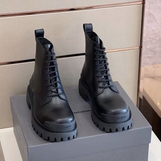 一目惚れバレンシアガ 本物★ストライクラバー コンバットブーツ baq84931 一目惚れバレンシアガ 本物★ストライクラバー コンバットブーツ baq84931
