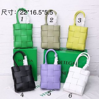 ★日本!!人気!ボッテガヴェネタ カセット ハンドバッグ ショルダーバッグ 本物 6色 709341VMAY12916 ★日本!!人気!ボッテガヴェネタ カセット ハンドバッグ ショルダーバッグ 本物 6色 709341VMAY12916