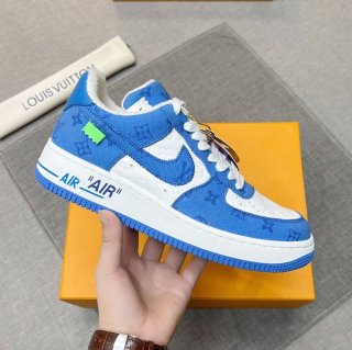 希少色ルイヴィトンXナイキ 本物 モノグラム エアフォース1 コラボスニーカー ブルーxホワイト nay62601 希少色ルイヴィトンXナイキ 本物 モノグラム エアフォース1 コラボスニーカー ブルーxホワイト nay62601