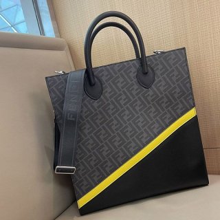 すぐ届く フェンディ バーティカル トートバッグ 本物 feg78433 すぐ届く フェンディ バーティカル トートバッグ 本物 feg78433