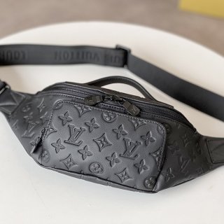 *使いやすさ抜群*【ルイヴィトン】ボディーバッグ 本物 モノグラム M47058 *使いやすさ抜群*【ルイヴィトン】ボディーバッグ 本物 モノグラム M47058