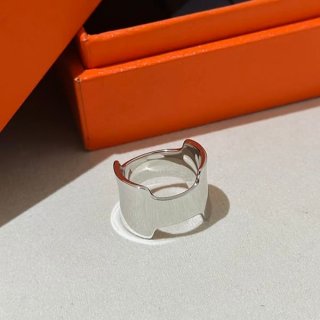 おすすめエルメス コピー アマゾンヌ リング ラージモデル H119600 B00046 おすすめエルメス コピー アマゾンヌ リング ラージモデル H119600 B00046