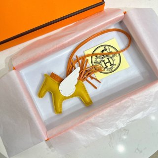 超希少!エルメス ロデオ ペガサス 本物 PM チャーム アニオン×コットン erb92599 超希少!エルメス ロデオ ペガサス 本物 PM チャーム アニオン×コットン erb92599