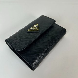 プラダ コピー☆ヴィッテロムーブ 三つ折り財布 ロゴ puy23913 プラダ コピー☆ヴィッテロムーブ 三つ折り財布 ロゴ puy23913