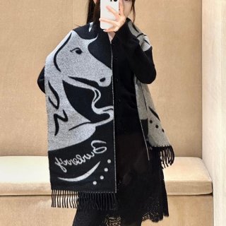 ギフトに最適バーバリー 本物 ホースビット スカーフ マフラー Bau83326 ギフトに最適バーバリー 本物 ホースビット スカーフ マフラー Bau83326