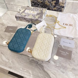 すぐ届く【ディオール】レディディオール 本物 フォンホルダー チェーンバッグ ロゴ 2色 S0872ONMJ_M030 すぐ届く【ディオール】レディディオール 本物 フォンホルダー チェーンバッグ ロゴ 2色 S0872ONMJ_M030