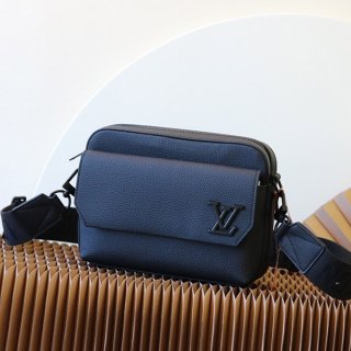 【日常使いにも◎】ルイヴィトン メッセンジャーバッグ コピー M22482 【日常使いにも◎】ルイヴィトン メッセンジャーバッグ コピー M22482