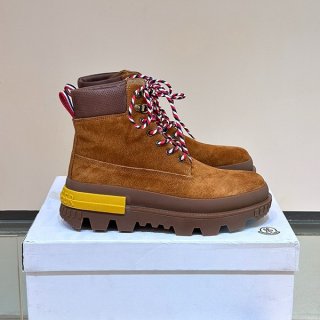 人気急上昇 モンクレール コピー MON CORP コンバット スエード ブーツ mop37074 人気急上昇 モンクレール コピー MON CORP コンバット スエード ブーツ mop37074
