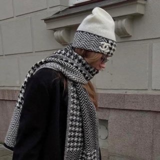 【女性の憧れ☆】シャネル 23C Beanie ニット 帽子 コピー shx38692 【女性の憧れ☆】シャネル 23C Beanie ニット 帽子 コピー shx38692