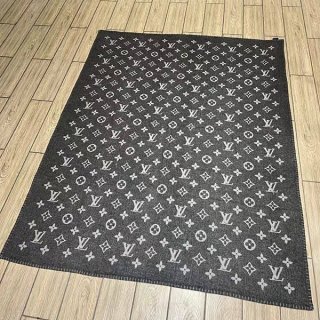 稀少 ルイヴィトン モノグラム エクリプスブランケット vuk78247 稀少 ルイヴィトン モノグラム エクリプスブランケット vuk78247