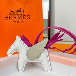 入手困難 エルメス ロデオ ペガサス コピー PM チャーム アニオン×コットン erd04256 入手困難 エルメス ロデオ ペガサス コピー PM チャーム アニオン×コットン erd04256