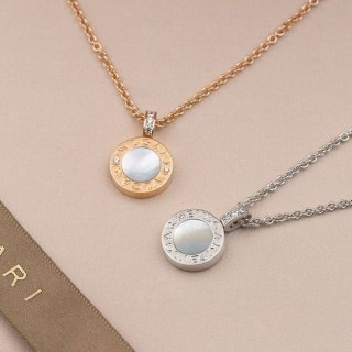 お洒落にブルガリ 18K ゴールド ネックレス コピー Buq91004 お洒落にブルガリ 18K ゴールド ネックレス コピー Buq91004