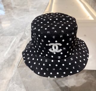 最新でオシャレ シャネル バケットハット N級品 ドット 水玉 sha48302 最新でオシャレ シャネル バケットハット N級品 ドット 水玉 sha48302