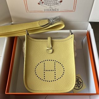 【人気商品】エルメス エブリン コピーミニ 17 TPM ノワール シルバー erm66688 【人気商品】エルメス エブリン コピーミニ 17 TPM ノワール シルバー erm66688