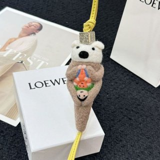 最新でオシャレ ロエベ カーフスキン 本物 バッグチャーム lod88502 最新でオシャレ ロエベ カーフスキン 本物 バッグチャーム lod88502