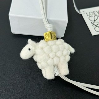 世界中で大人気 ロエベ キュート チャーム バッグチャーム loa03151 世界中で大人気 ロエベ キュート チャーム バッグチャーム loa03151