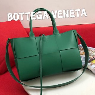《大人気》ボッテガヴェネタ ザアルコ トート コピー ホーリーグリーン bou58045 《大人気》ボッテガヴェネタ ザアルコ トート コピー ホーリーグリーン bou58045