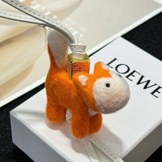すぐ届 ロエベ x Suna Fujitaカーフスキン コピー バッグチャーム loz64139 すぐ届 ロエベ x Suna Fujitaカーフスキン コピー バッグチャーム loz64139
