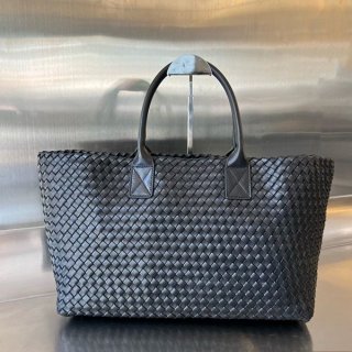 入手困難品!ボッテガヴェネタ ラージハンドバッグ 本物 bou43664 入手困難品!ボッテガヴェネタ ラージハンドバッグ 本物 bou43664