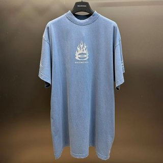 希少バレンシアガ コピー Burning Unity Tシャツ ロゴ 半袖 コットン bat27406 希少バレンシアガ コピー Burning Unity Tシャツ ロゴ 半袖 コットン bat27406