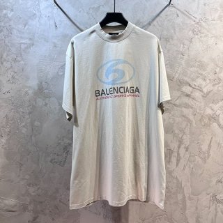 【送料込】バレンシアガ 本物★SURFER ロゴTシャツ bak43913 【送料込】バレンシアガ 本物★SURFER ロゴTシャツ bak43913