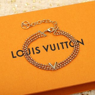 稀少 ヴィトン ネックレス 本物 エセンシャル V スキン M00635 稀少 ヴィトン ネックレス 本物 エセンシャル V スキン M00635