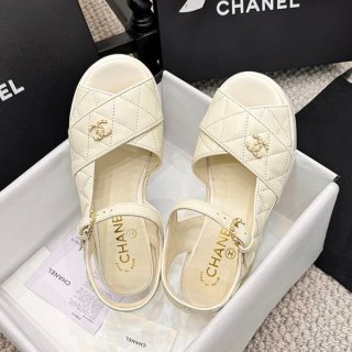 絶対欲しい!シャネル サンダル CCマーク 厚底 本物 she35104 絶対欲しい!シャネル サンダル CCマーク 厚底 本物 she35104