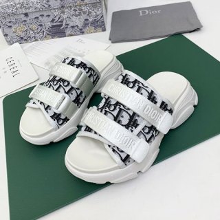 注目★新作定番 ディオールの厚底 サンダル 本物 der52702 注目★新作定番 ディオールの厚底 サンダル 本物 der52702