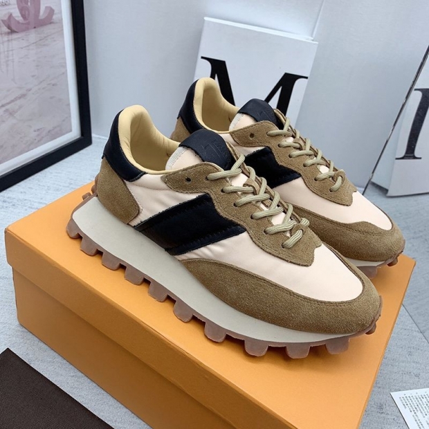 入手困難 TODS 本物 スエード＆ファブリックスニーカー tor46589