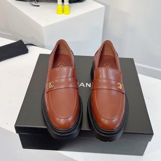 一目惚れ高品質 シャネル CCロゴ ローファー コピー sht33403 一目惚れ高品質 シャネル CCロゴ ローファー コピー sht33403
