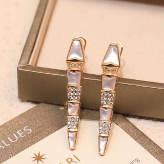 21AW新作 ギフトに最適ブルガリ セルペンティ ヴァイパー ピアス 本物 Buu07844 21AW新作 ギフトに最適ブルガリ セルペンティ ヴァイパー ピアス 本物 Buu07844