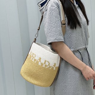 プラダ バケットバッグ 本物 1BE063 プラダ バケットバッグ 本物 1BE063