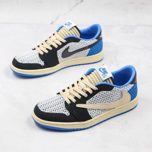 可愛いナイキ × トラビススコット 本物 エアジョーダン 1 レトロ ロー Flyknit DM7866141