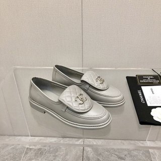争奪戦シャネル ローファー コピー マトラッセ CCターンロック sha95256 争奪戦シャネル ローファー コピー マトラッセ CCターンロック sha95256