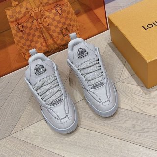 【 ルイヴィトン 】LV スケート本物ライン スニーカー 1ABZ5O 【 ルイヴィトン 】LV スケート本物ライン スニーカー 1ABZ5O