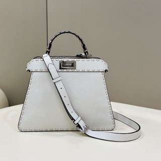 大人気！【フェンディ本物】ピーカブー スモール セレリア バッグ feu63312