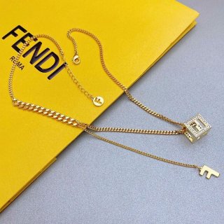 21-22AW★オシャレ度UP★ フェンディ FFギロッシュ ネックレス コピー feq38375 21-22AW★オシャレ度UP★ フェンディ FFギロッシュ ネックレス コピー feq38375