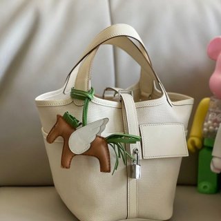 送料込 エルメス Picotin Lock 18 ピコタンロック 本物 カーゴ eru40140 送料込 エルメス Picotin Lock 18 ピコタンロック 本物 カーゴ eru40140