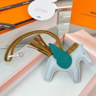 エルメス ロデオ ペガサス 本物 PM チャーム アニオン×コットン erf12441 エルメス ロデオ ペガサス 本物 PM チャーム アニオン×コットン erf12441