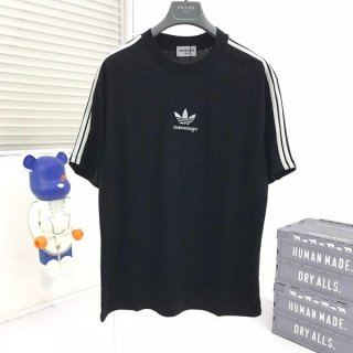 コラボ★バレンシアガ×アディダス Tシャツ コピーオーバーサイズ baa86066 コラボ★バレンシアガ×アディダス Tシャツ コピーオーバーサイズ baa86066