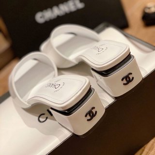 超人気 シャネル ココマーク サンダル ミュール 本物 レア shi93830 超人気 シャネル ココマーク サンダル ミュール 本物 レア shi93830