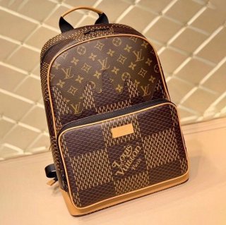 ルイヴィトン キャンパス バックパック NIGO ダミエジャイアントコピー vux76901 ルイヴィトン キャンパス バックパック NIGO ダミエジャイアントコピー vux76901