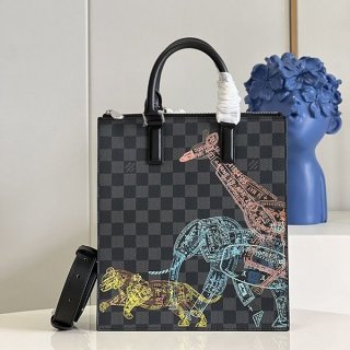 春夏新作ルイヴィトン サックプラ メッセンジャー ショルダーバッグ 本物 N45276 春夏新作ルイヴィトン サックプラ メッセンジャー ショルダーバッグ 本物 N45276