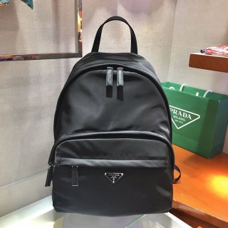 人気 プラダ新作【ナイロンサフィアーノバックパック 本物】 puv30947 人気 プラダ新作【ナイロンサフィアーノバックパック 本物】 puv30947