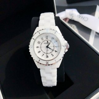 シャネル 本物 J12 キャリバー 12.2 33mm H5699 シャネル 本物 J12 キャリバー 12.2 33mm H5699