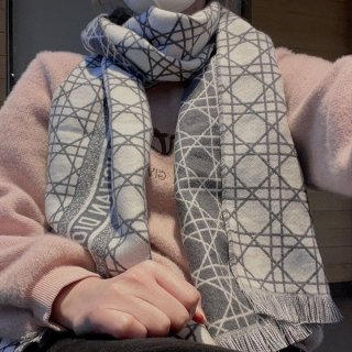 ディオール カナージュ 本物 スカーフ カシミヤ & バージンウール dex85124 ディオール カナージュ 本物 スカーフ カシミヤ & バージンウール dex85124