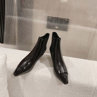追跡付 シャネル ショートブーツ 23B ロゴ shb35531 追跡付 シャネル ショートブーツ 23B ロゴ shb35531