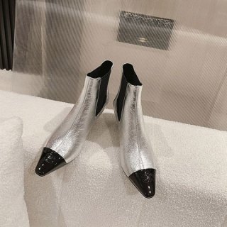 注目★ シャネル ショートブーツ コピー 23B ロゴ shu42779 注目★ シャネル ショートブーツ コピー 23B ロゴ shu42779